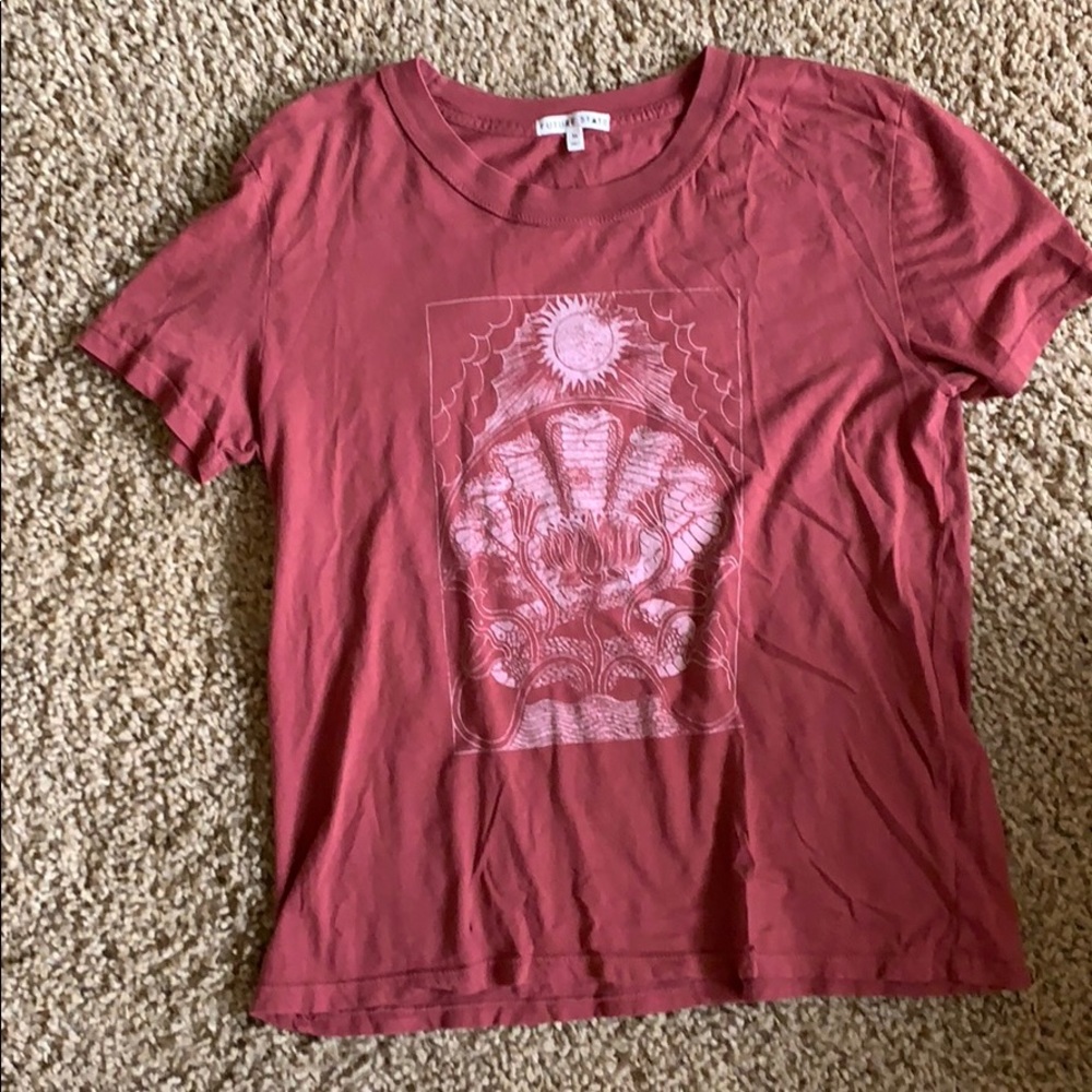 URBAN OUTFITTERS TEE SHIRT